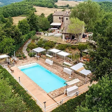Sleeps 2 With Pool Apartamento Galera
